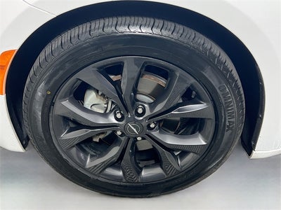 2020 Chrysler Pacifica Touring