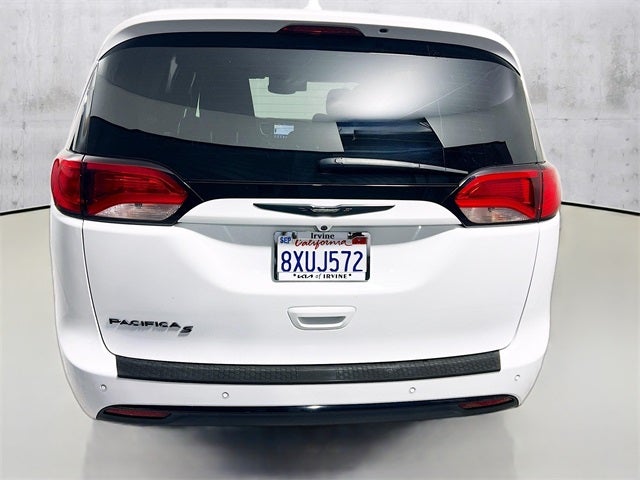 2020 Chrysler Pacifica Touring