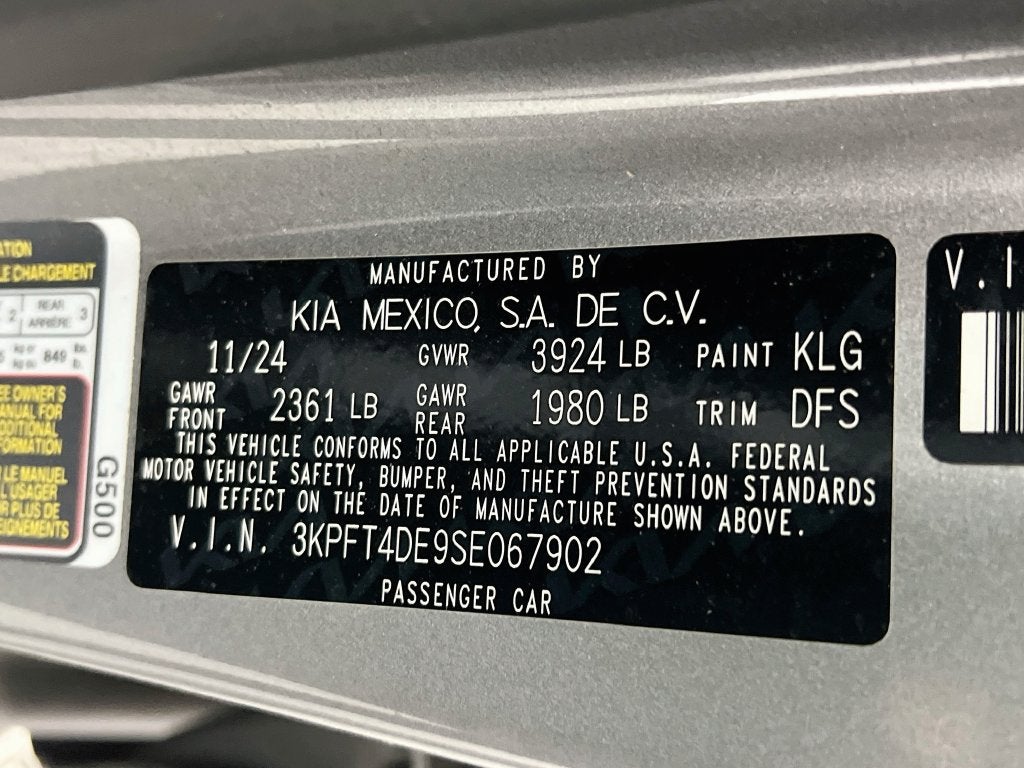 2025 Kia K4 LXS
