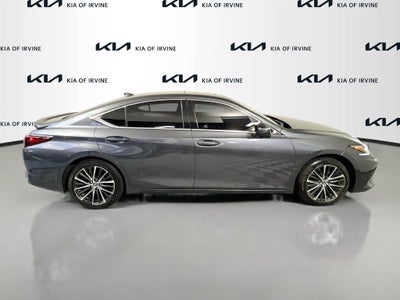 2024 Lexus ES 300h