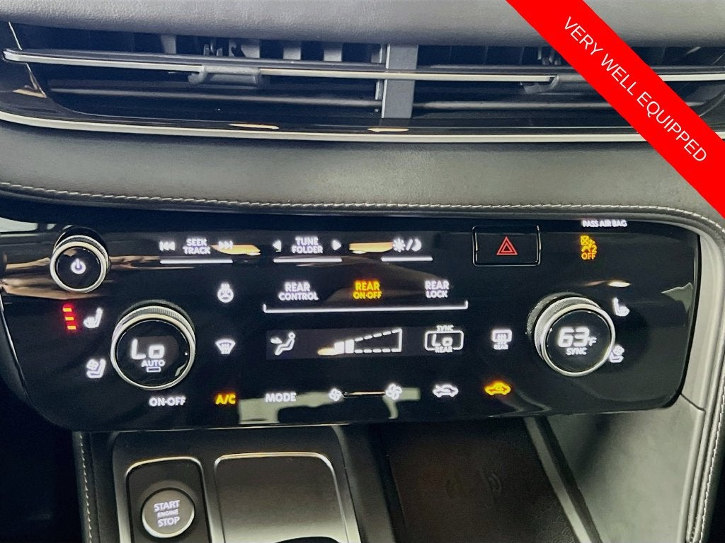 2025 INFINITI QX60 LUXE