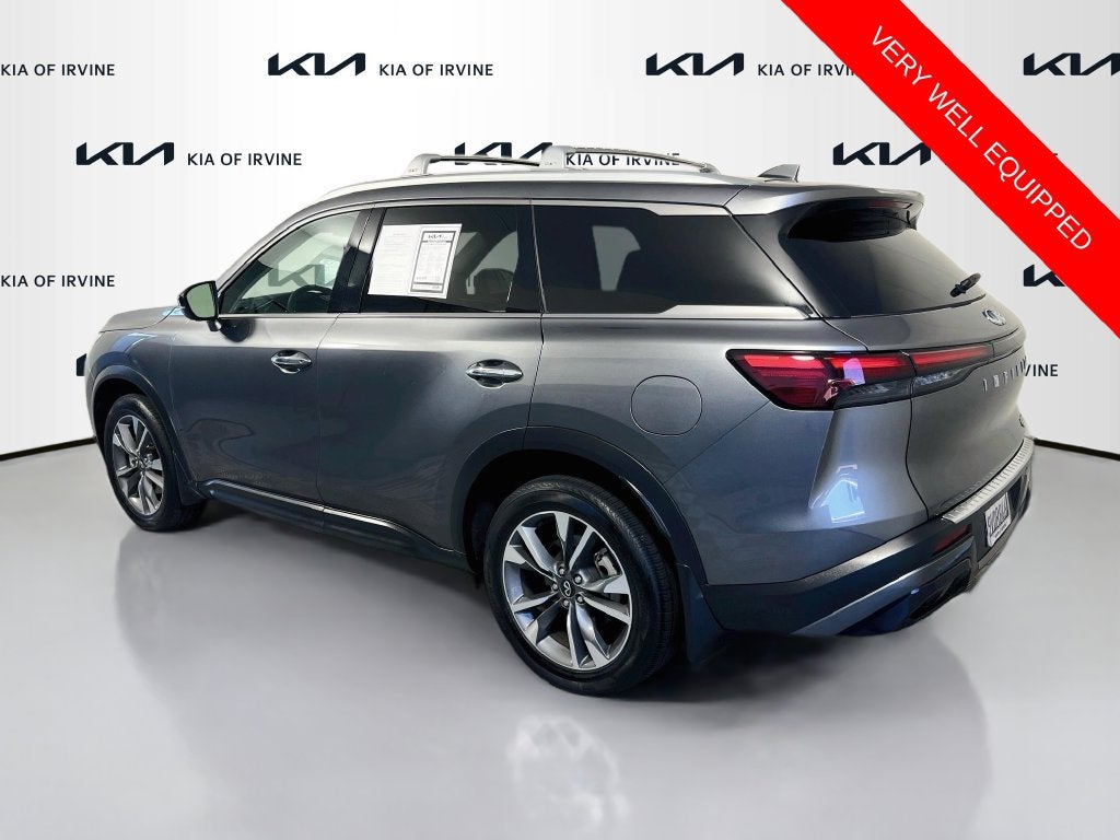 2025 INFINITI QX60 LUXE