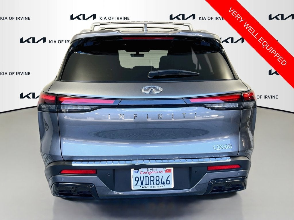 2025 INFINITI QX60 LUXE