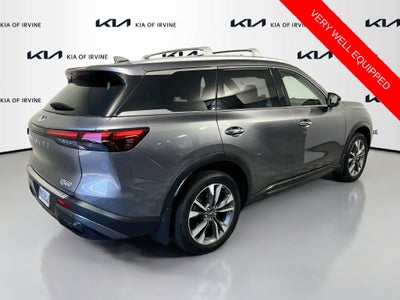 2025 INFINITI QX60 LUXE