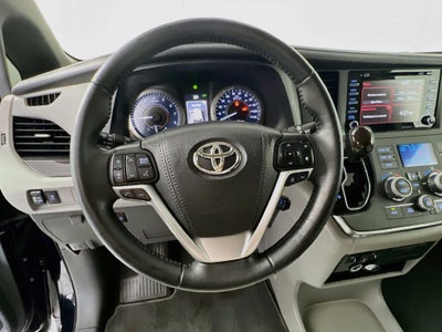 2019 Toyota Sienna XLE 8 Passenger