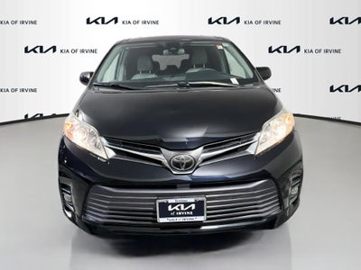 2019 Toyota Sienna XLE 8 Passenger