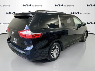 2019 Toyota Sienna XLE 8 Passenger