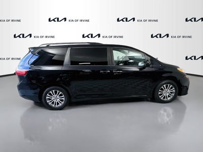 2019 Toyota Sienna XLE 8 Passenger