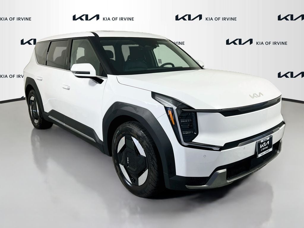 2026 Kia EV9 Light Long Range