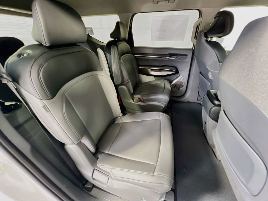 2026 Kia EV9 Light Long Range