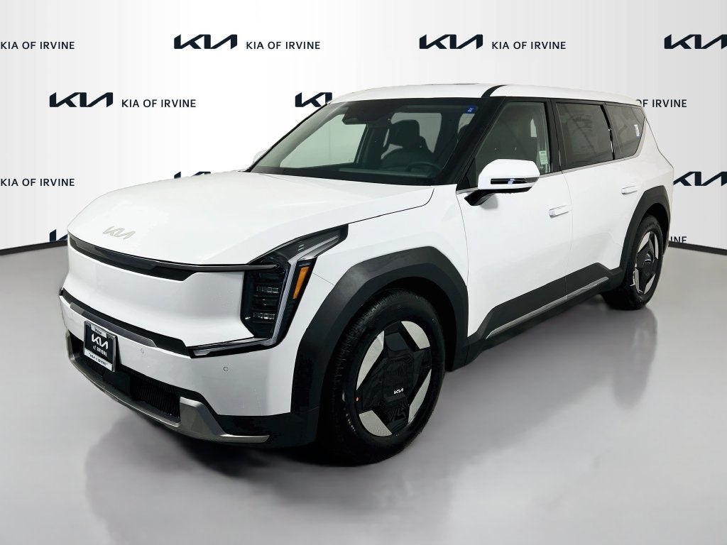 2026 Kia EV9 Light Long Range