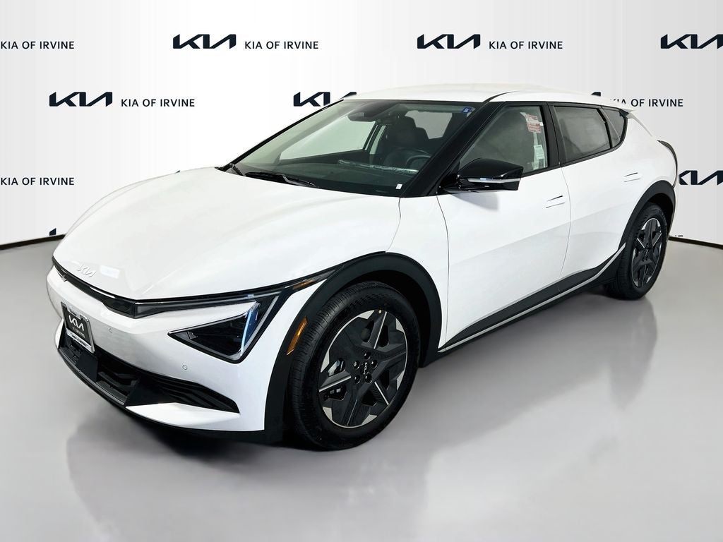 2026 Kia EV6 Light