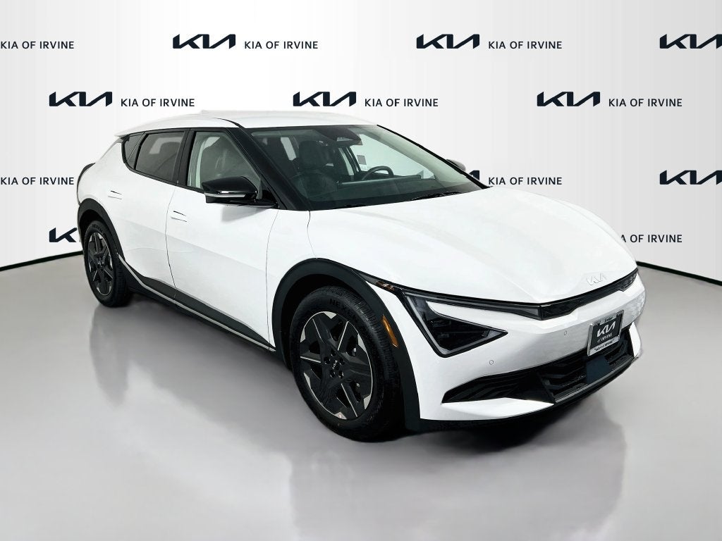 2026 Kia EV6 Light