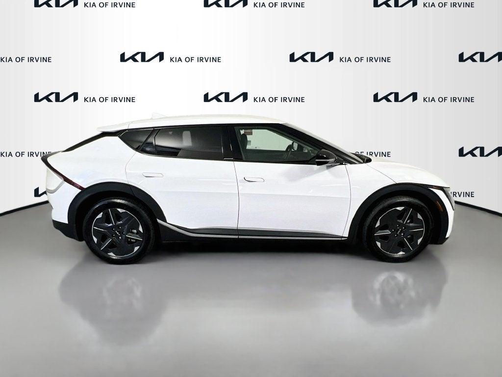 2026 Kia EV6 Light