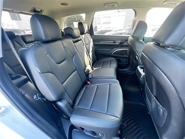 2025 Kia Telluride LX