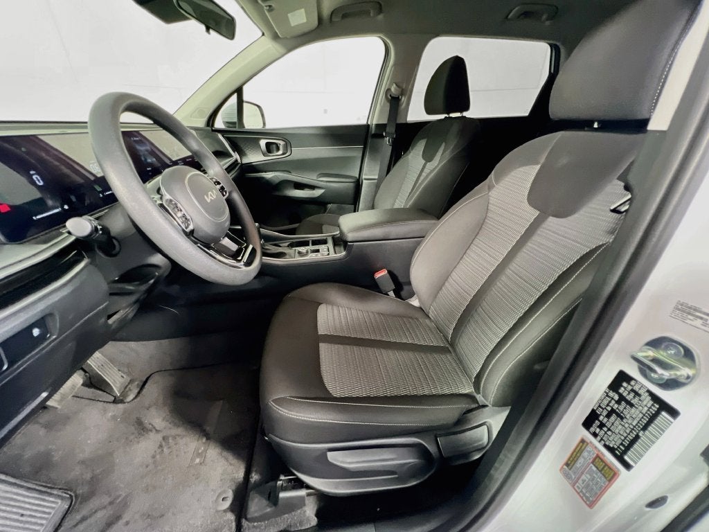 2025 Kia Sorento LX