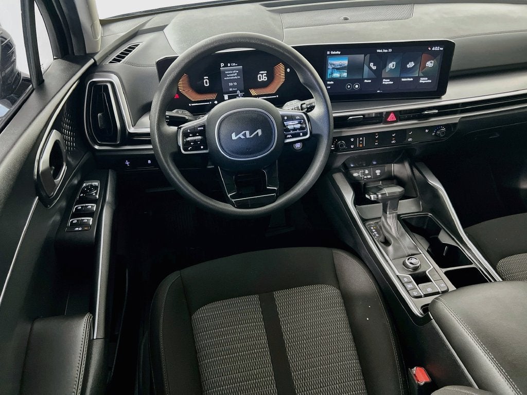 2025 Kia Sorento LX
