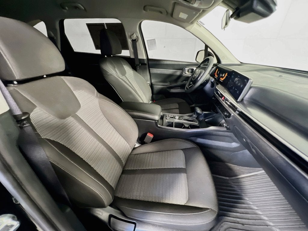 2025 Kia Sorento LX