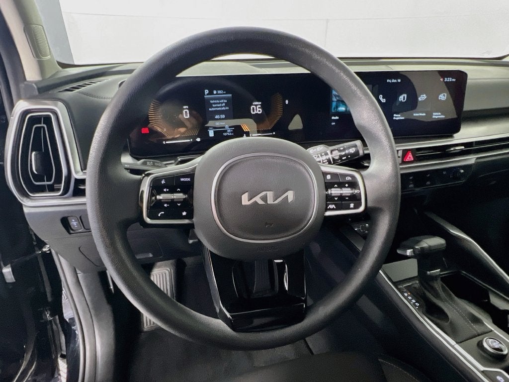 2025 Kia Sorento LX