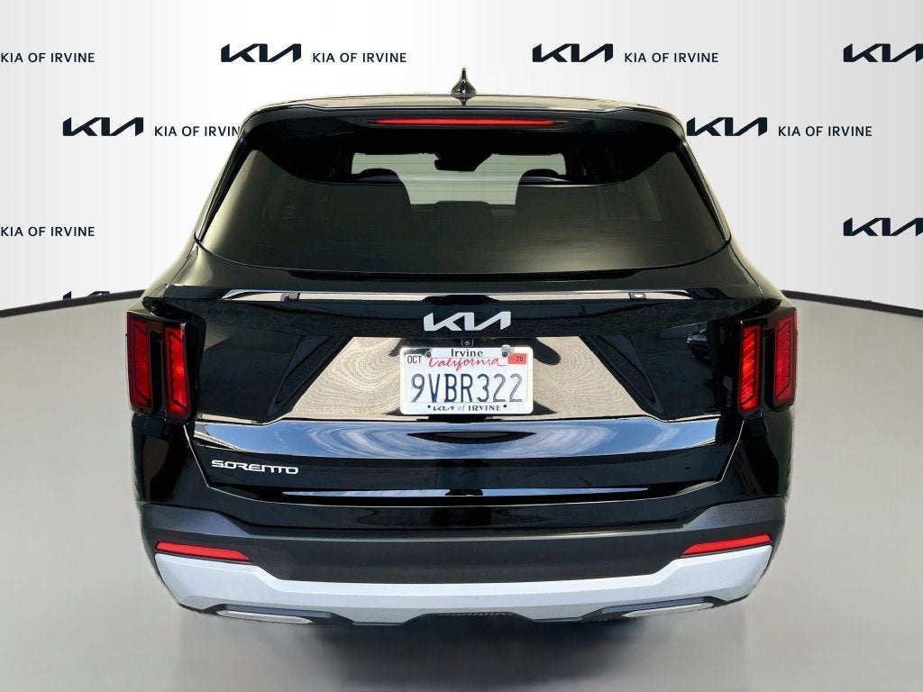 2025 Kia Sorento LX