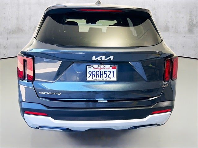 2024 Kia Sorento LX