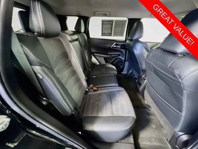2022 Mitsubishi Outlander SE