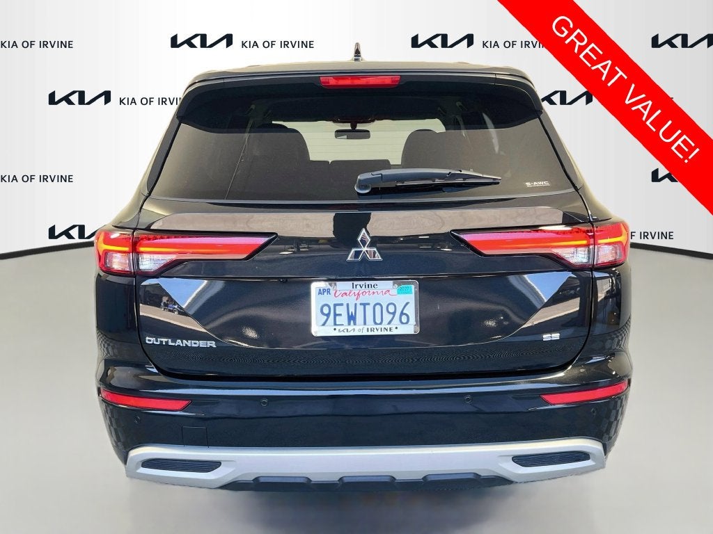 2022 Mitsubishi Outlander SE