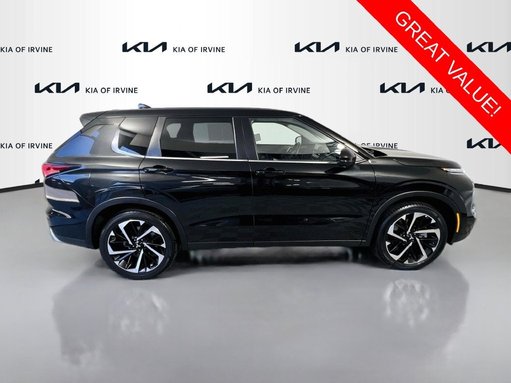 2022 Mitsubishi Outlander SE