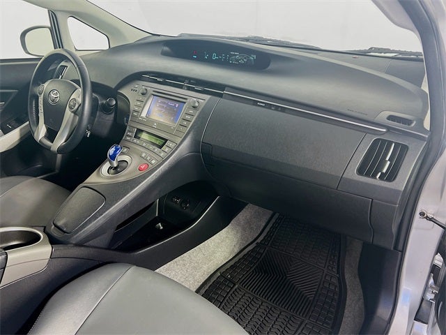 2014 Toyota Prius Five