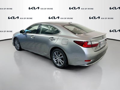 2016 Lexus ES 300h