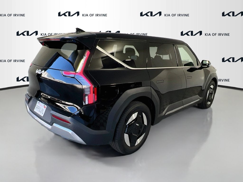 2024 Kia EV9 Light Long Range