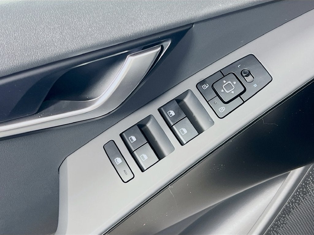 2026 Kia Niro LX