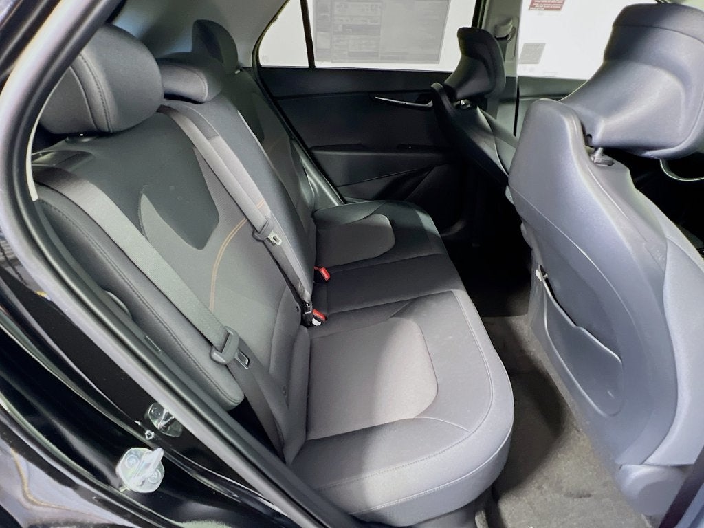 2026 Kia Niro LX