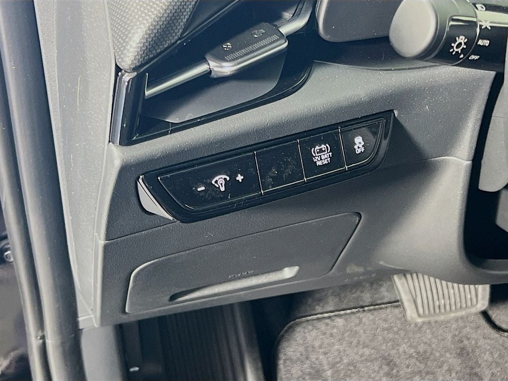 2026 Kia Niro LX