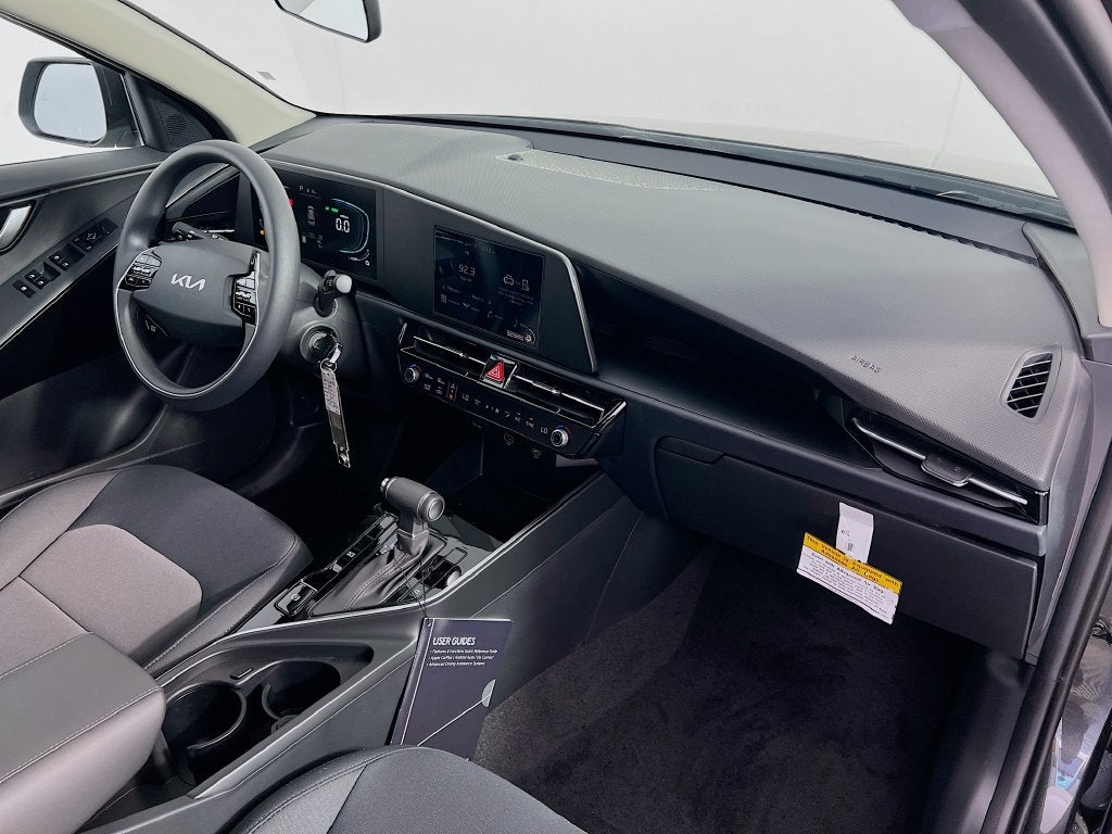 2026 Kia Niro LX