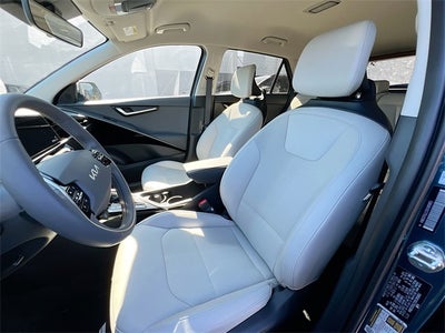 2025 Kia Niro EX