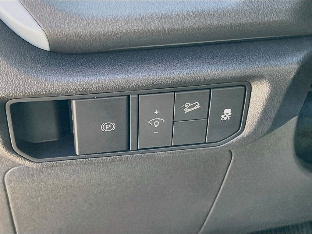 2027 Kia Seltos LX