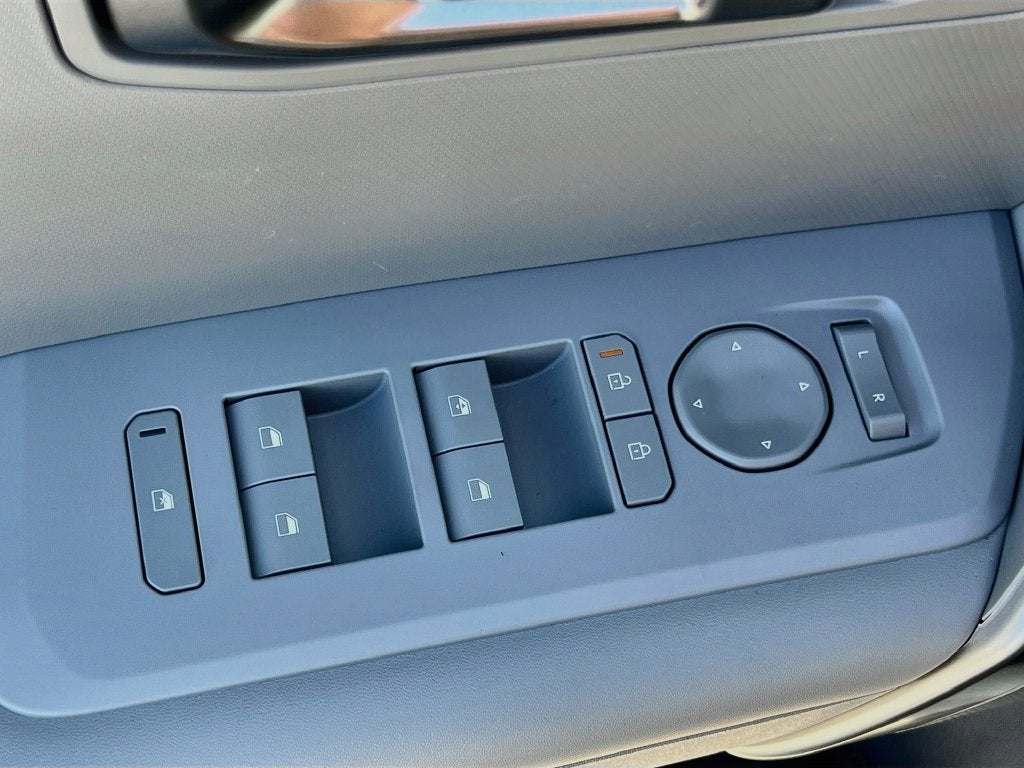 2027 Kia Seltos LX