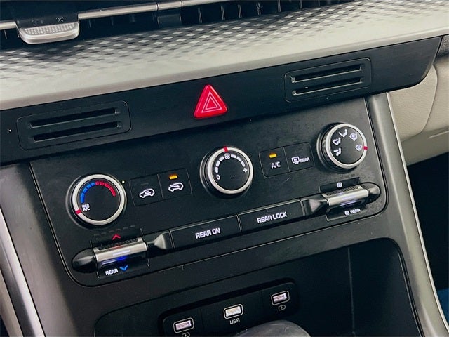 2022 Kia Carnival LXS