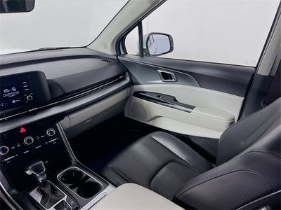 2022 Kia Carnival LXS