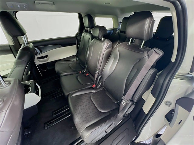 2022 Kia Carnival LXS