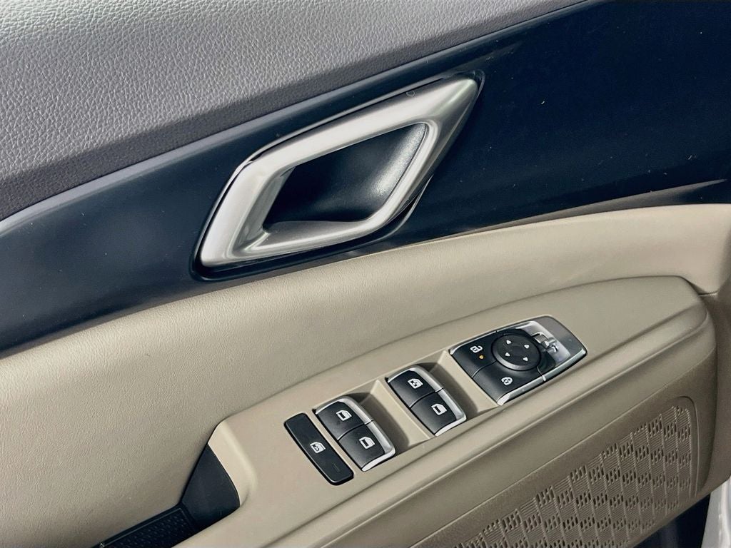 2027 Kia Carnival LXS