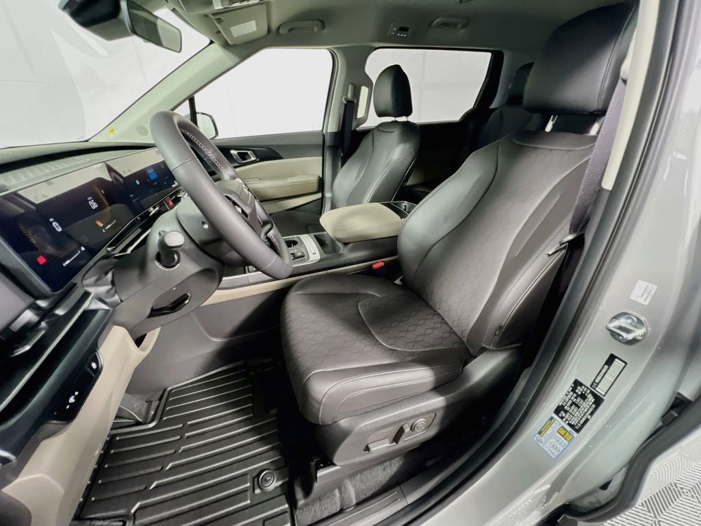 2027 Kia Carnival LXS