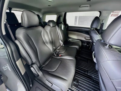 2027 Kia Carnival LXS