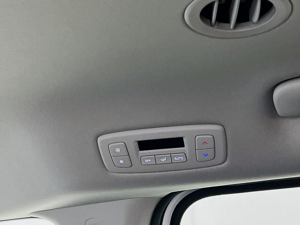 2026 Kia Carnival LX