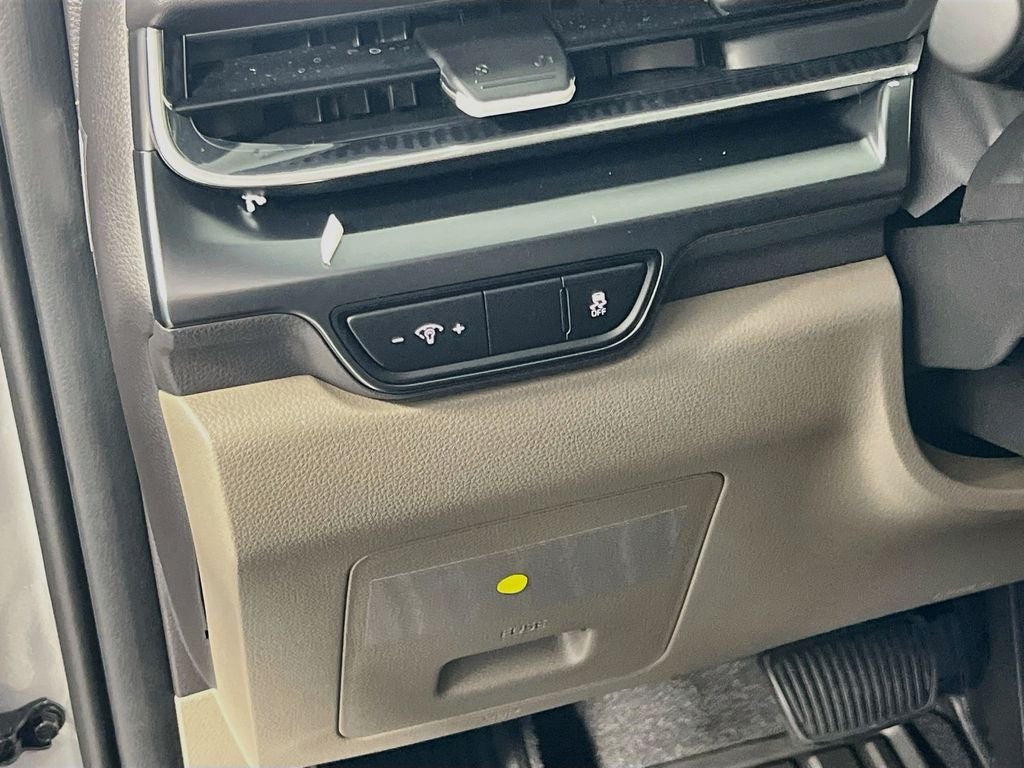 2027 Kia Carnival LXS