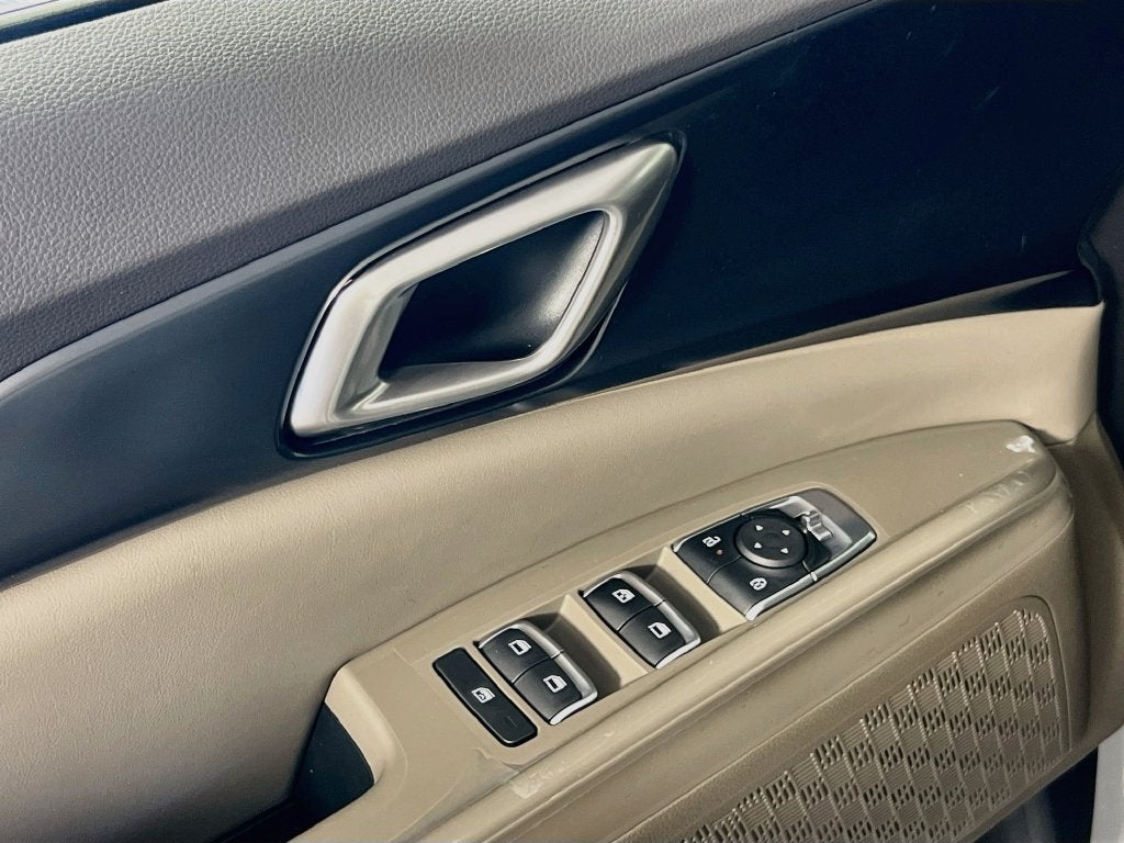 2027 Kia Carnival LXS