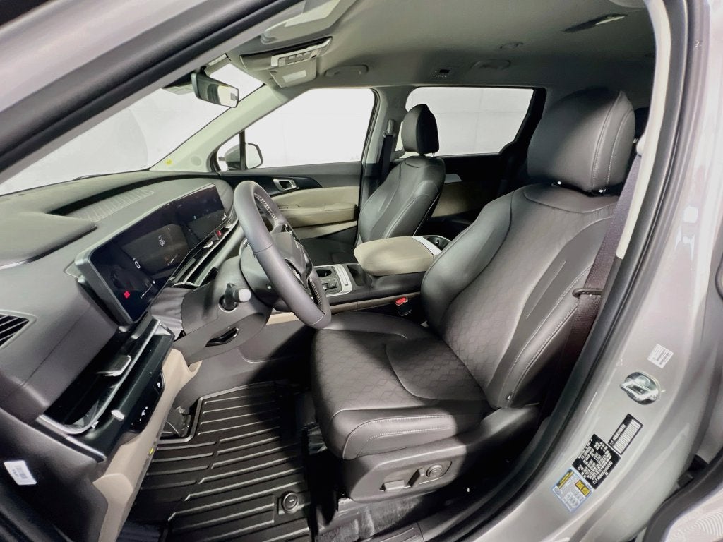 2027 Kia Carnival LXS