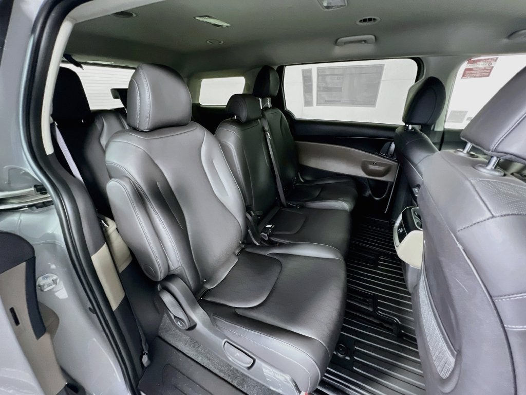2027 Kia Carnival Hybrid LXS