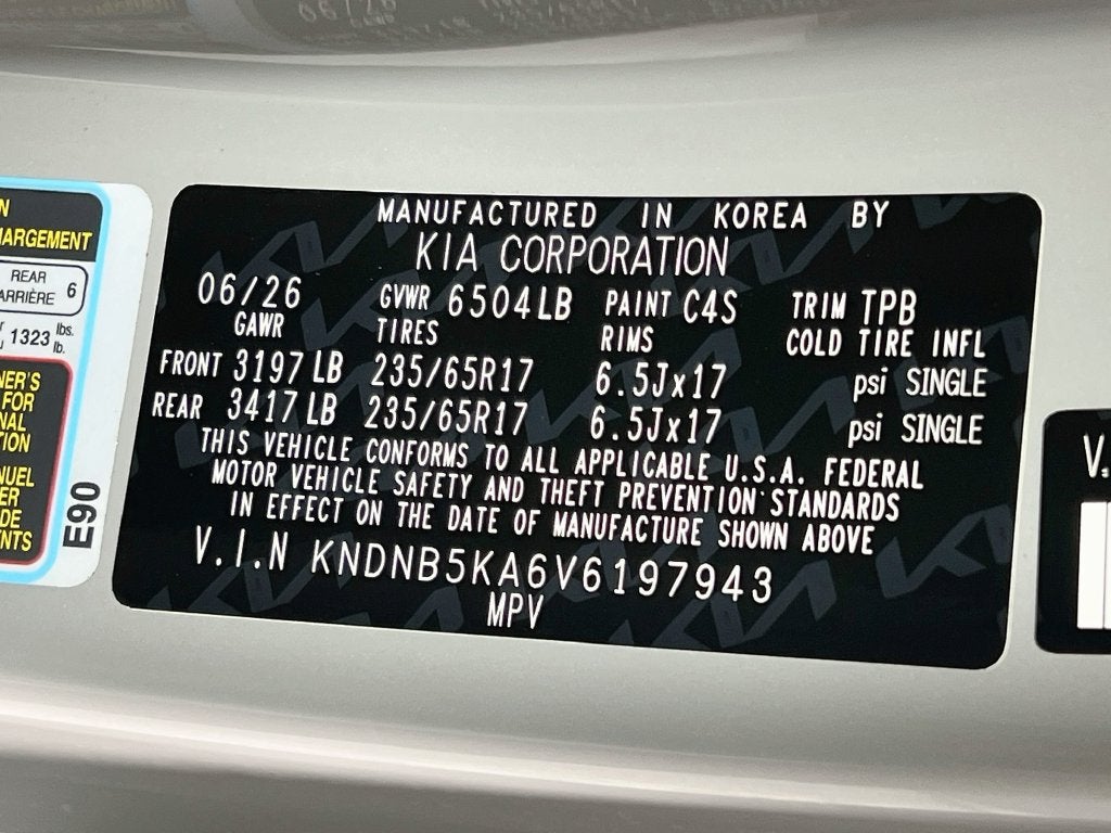 2027 Kia Carnival Hybrid LXS